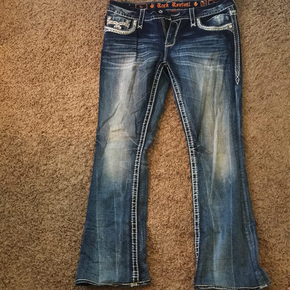 Women’s ROCK REVIVAL bootcut jeans!!!